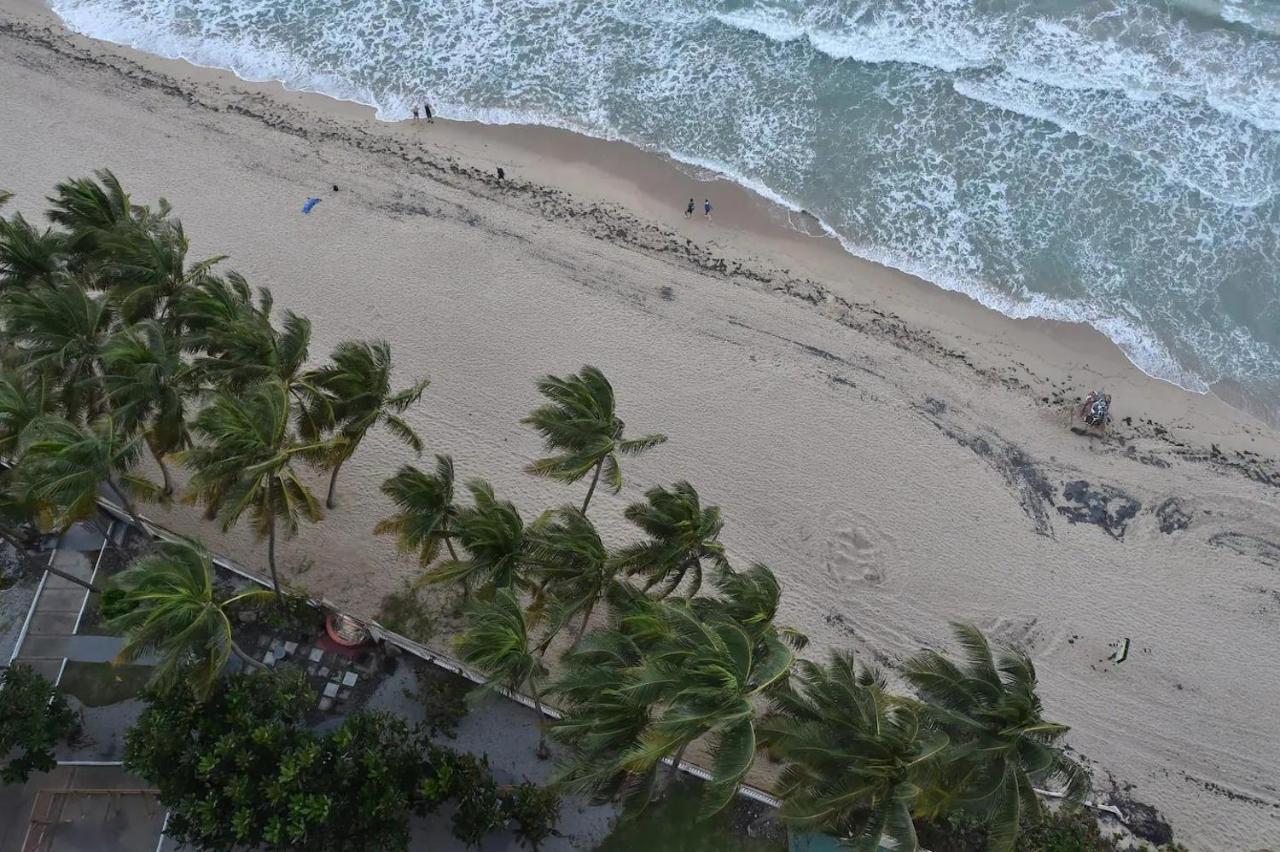Kasa Brisa Marina Ocean View Balcony Beachfront San Juan Buitenkant foto